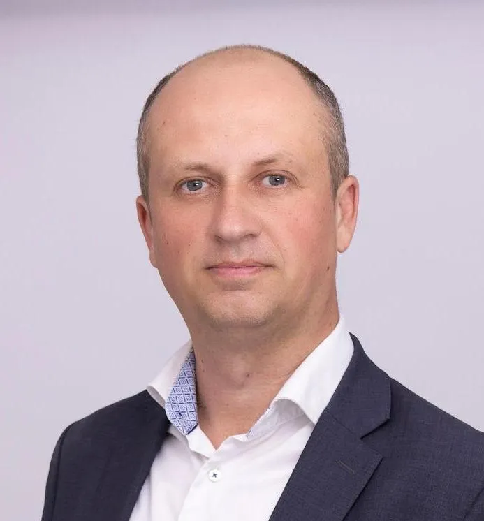 ЛУСТИН
Сергей Александрович